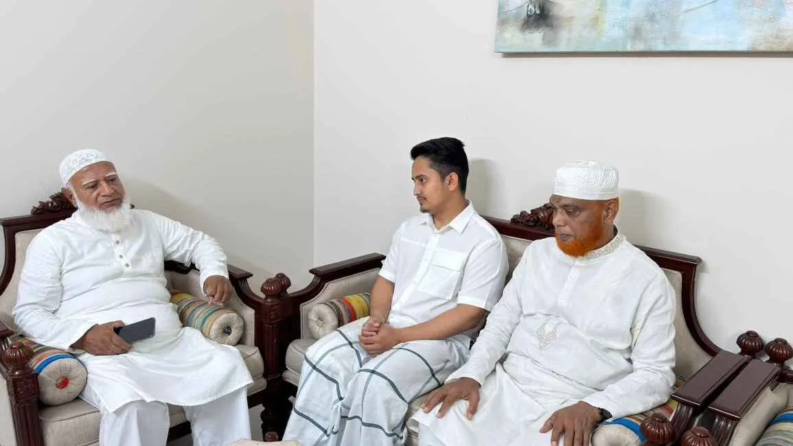 সারজিসকে দেখতে বাসায় গেলেন জামায়াত আমির