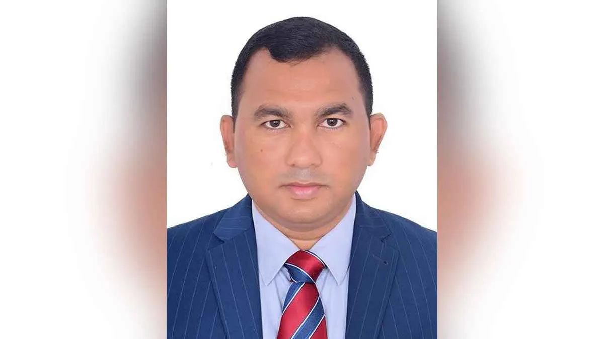 চাঁদা না পেয়ে ব্যবসায়ীকে কোপালেন যুবদল নেতা