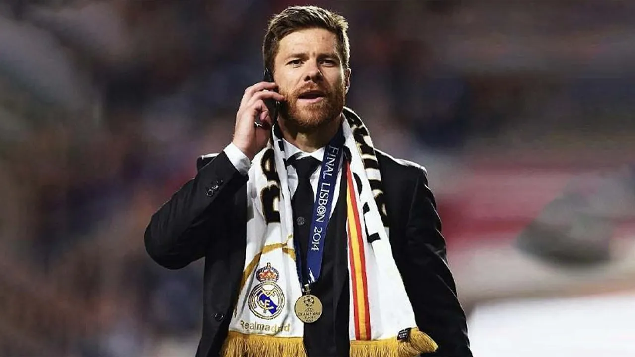 বার্সার সাথে হেরে দায়িত্ব ছাড়লেন রিয়ালের কোচ