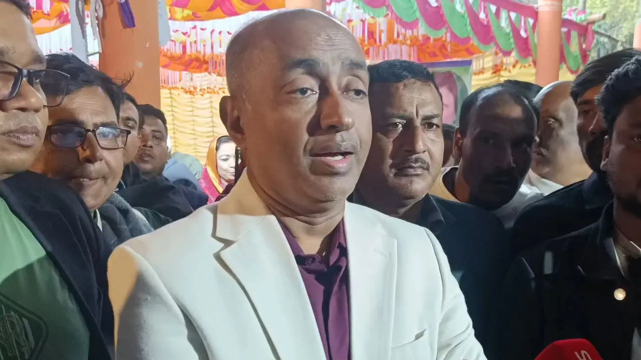 হাদির ওপর হামলাকারীর শেকড় উপড়ে ফেলা হবে