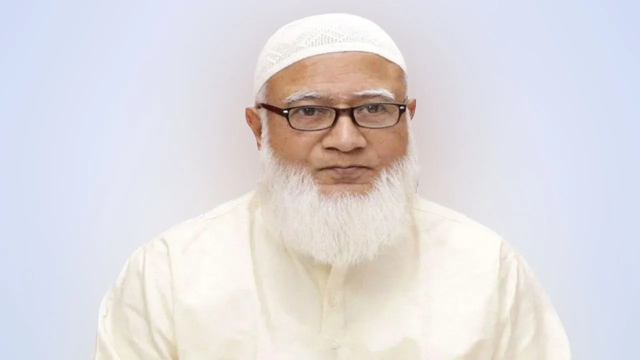 ঢাকা-১৫ আসনে জামায়াত আমিরের মনোনয়নপত্র সংগ্রহ