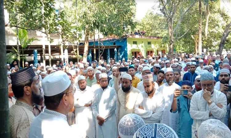 সেলিম উদ্দিনের মায়ের দাফন সম্পন্ন