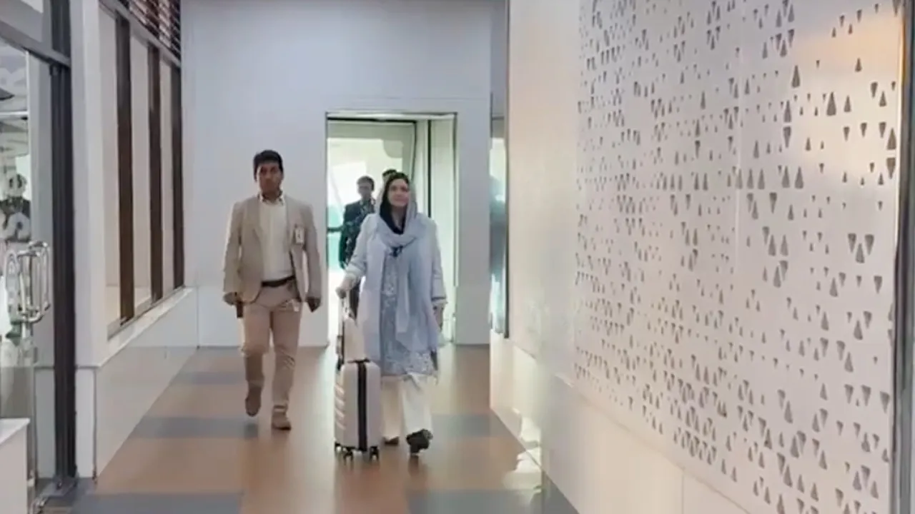 ঢাকা পৌঁছেছেন জুবাইদা রহমান