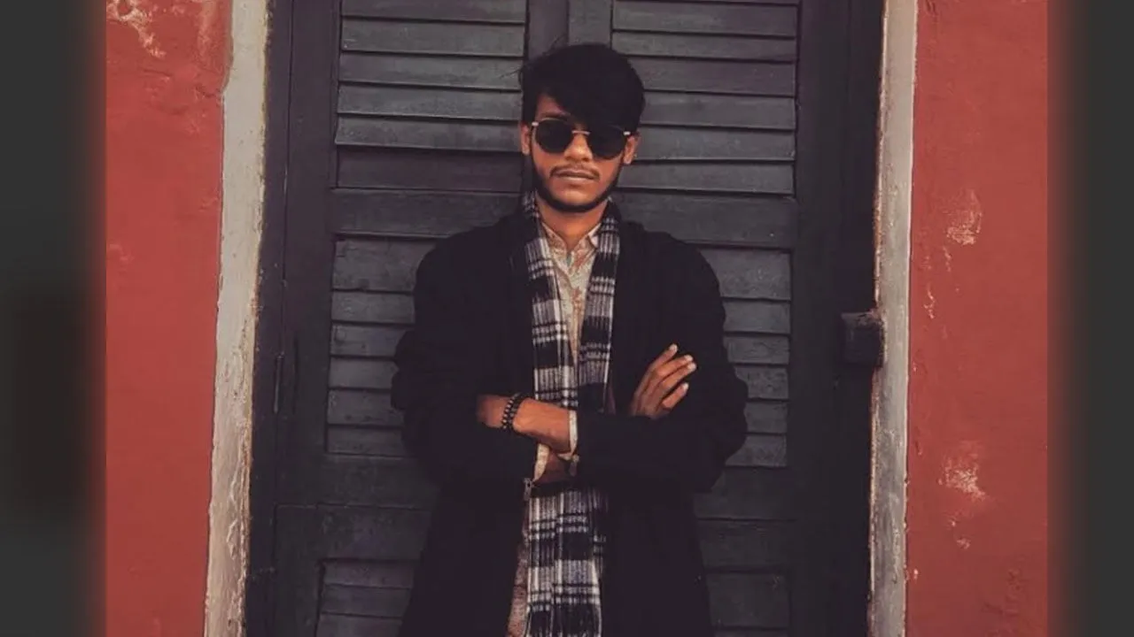 জাবির আবাসিক হলে শিক্ষার্থীর ঝুলন্ত মরদেহ উদ্ধার