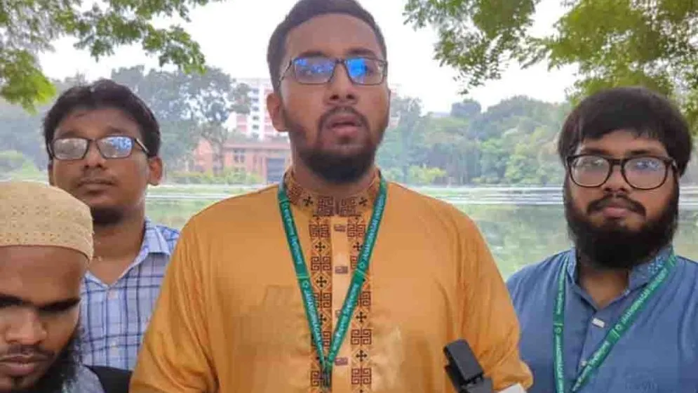 জাকসু নির্বাচনে ভোট দিলেন শিবির সমর্থিত জিএস পদপ্রার্থী