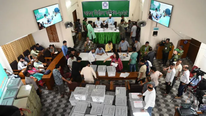 ১৭ হলের ভোট গণনা শেষ, ৫ হলের অনানুষ্ঠানিক ফল প্রকাশ