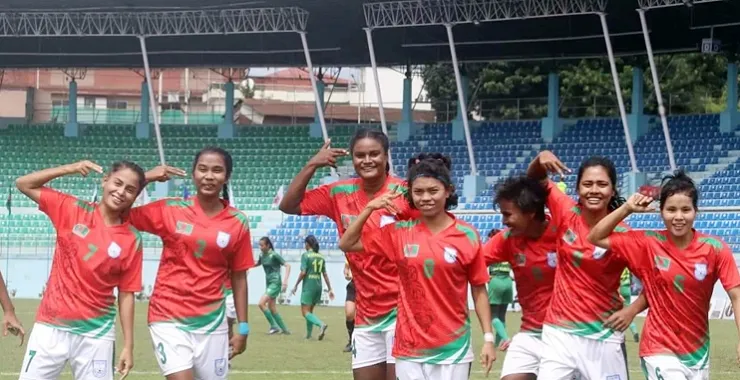 পাকিস্তানের সাথে ৬-০ গোলের জয় পেল বাংলাদেশ