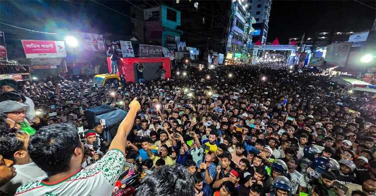 যারা মামলা বাণিজ্য-চাঁদাবাজি করছে তাদের দিন ফুরিয়ে আসছে : হাসনাত আব্দুল্লাহ