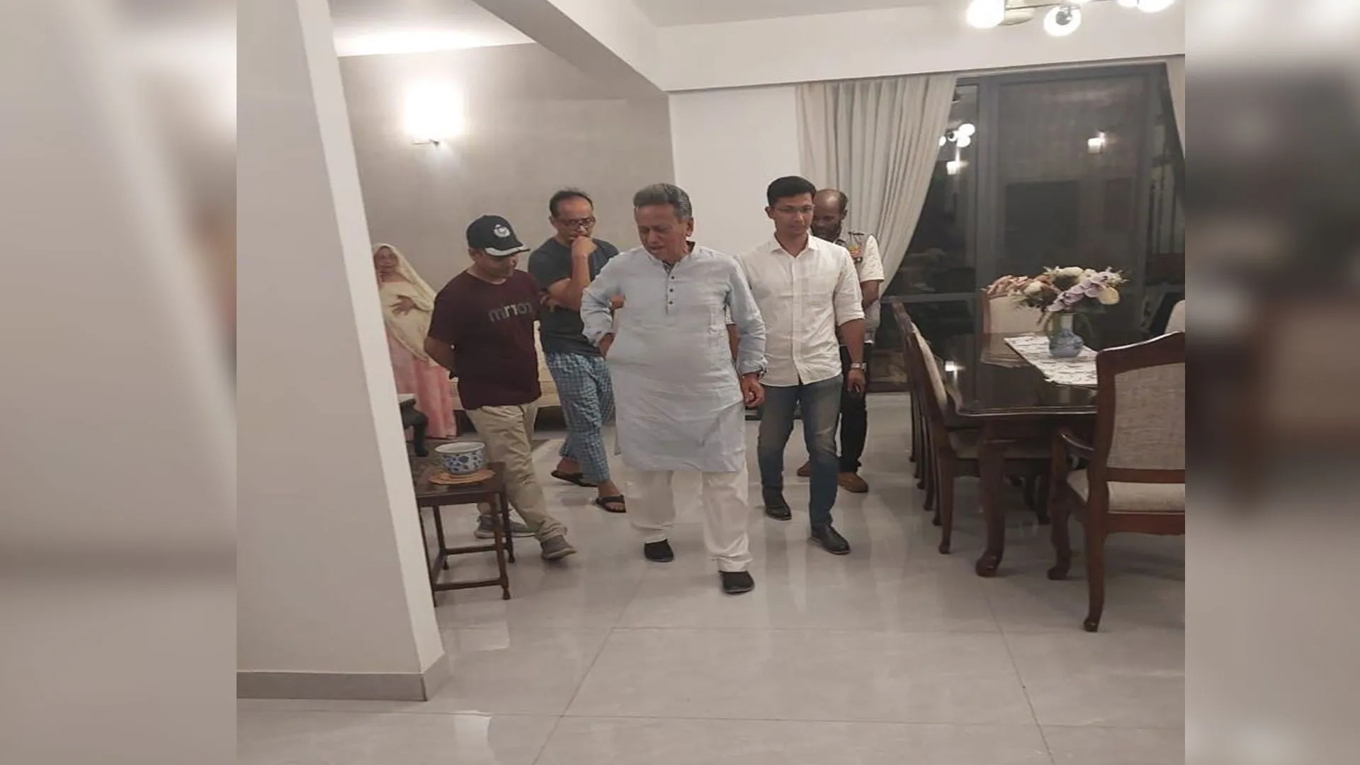 বিএনপি নেতা আমীর খসরু গ্রেফতার
