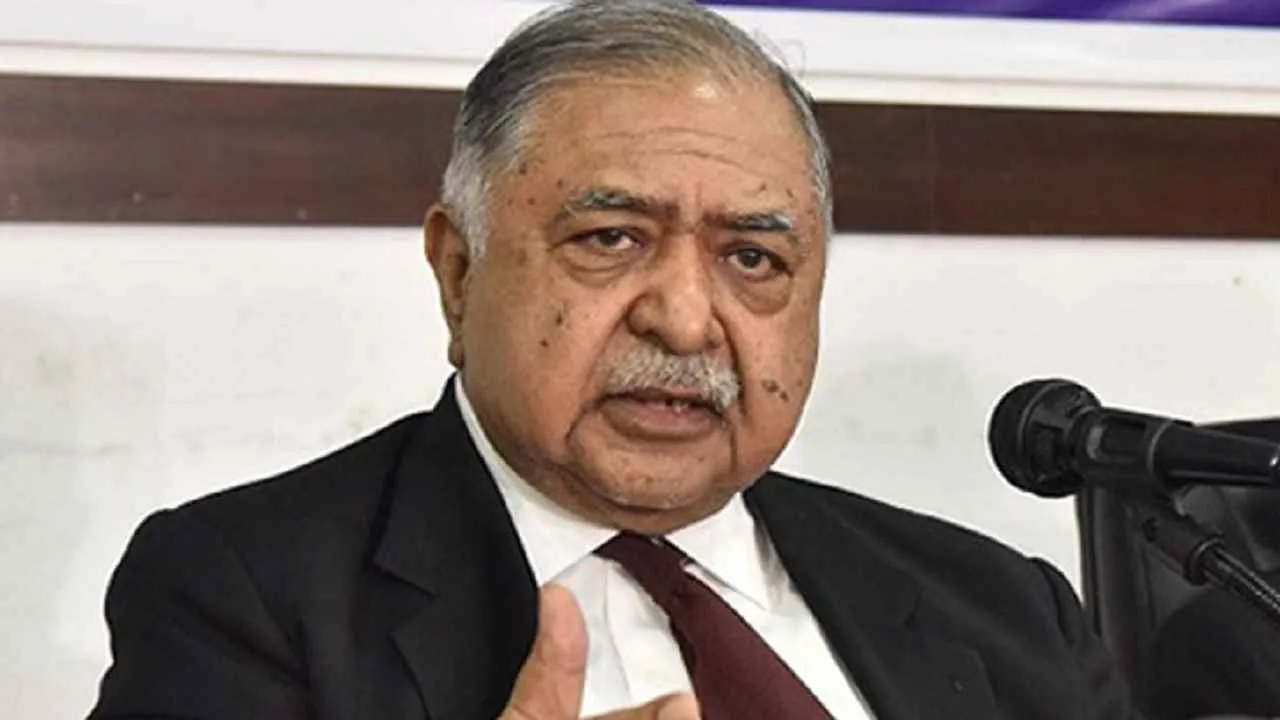 ড. কামাল হোসেন হাসপাতালে ভর্তি