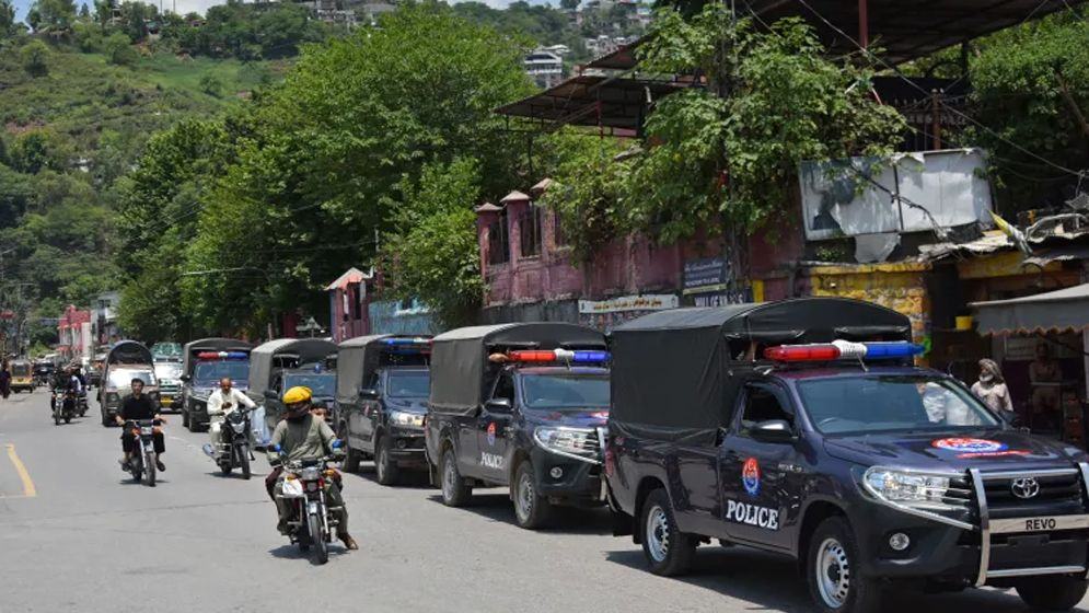 kashmir-6a27b6ff7c206