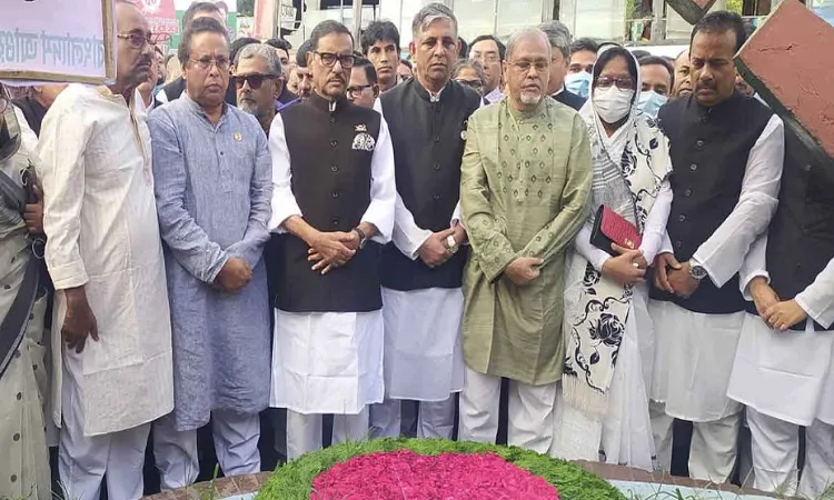 গণতন্ত্রকে প্রাতিষ্ঠানিক রূপ দিতে লড়াই চালিয়ে যাচ্ছি : কাদের