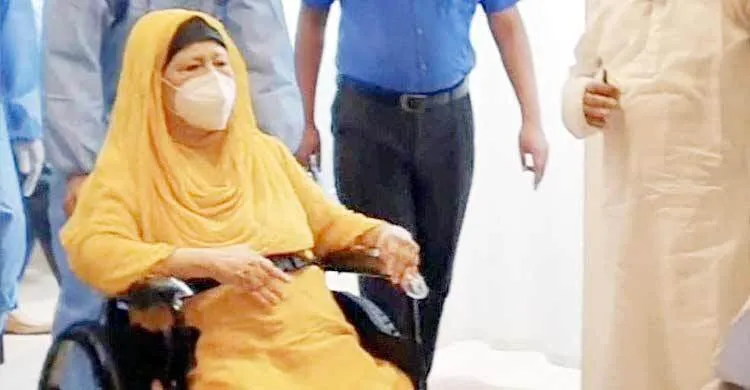 সন্ধ্যায় বাসায় ফিরবেন খালেদা জিয়া