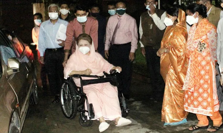 Khaleda's treatment abroad depends on court: HM