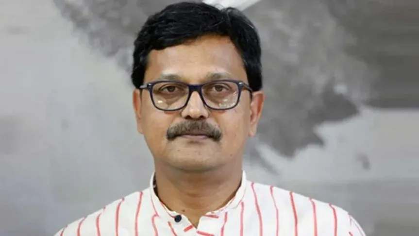 আমরা দেশ বিক্রির চুক্তি করিনি, করবও না : নৌ-প্রতিমন্ত্রী