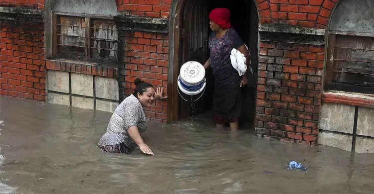 নেপালে বজ্রসহ ভারী বৃষ্টি, দুই দিনে ২০ জনের মৃত্যু