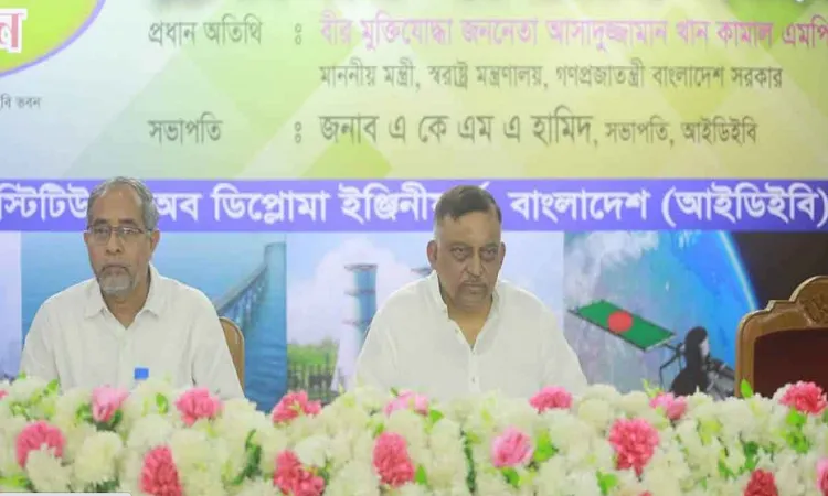 আইনি প্রক্রিয়া মেনেই খালেদাকে বিদেশে যেতে হবে : স্বরাষ্ট্রমন্ত্রী
