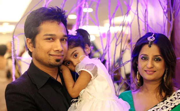 চিকিৎসা করাতে গিয়ে আহত হলেন কন্ঠশিল্পী