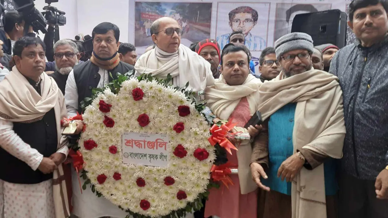 গণঅভ্যুত্থান দিবসে শহীদ মতিউর রহমানের স্মৃতিসৌধে আ.লীগের শ্রদ্ধা