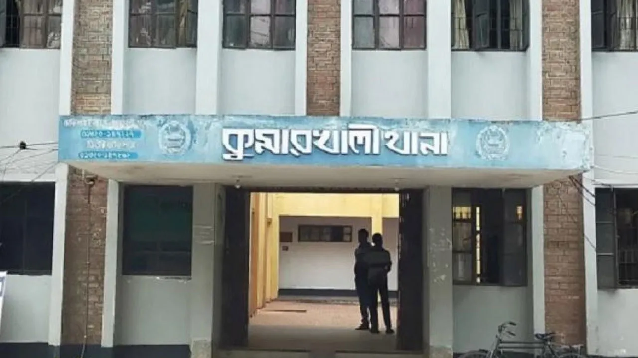 ১৪৪ ধারার নোটিশ দিতে গিয়ে মারধরের শিকার পুলিশ কর্মকর্তা