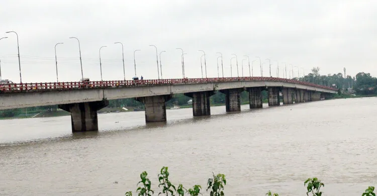 বাড়ছে নদ-নদীর পানি, ২৪ ঘণ্টায় কুড়িগ্রামে বন্যার শঙ্কা