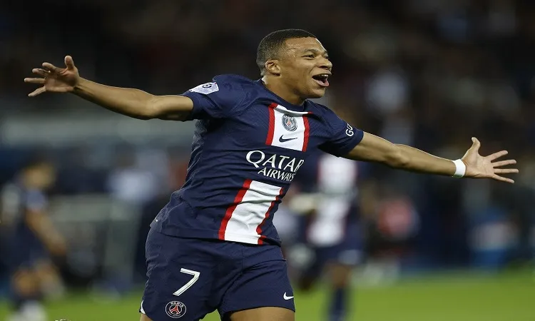 Soccer-loving top US diplomat thanks Macron over Mbappe