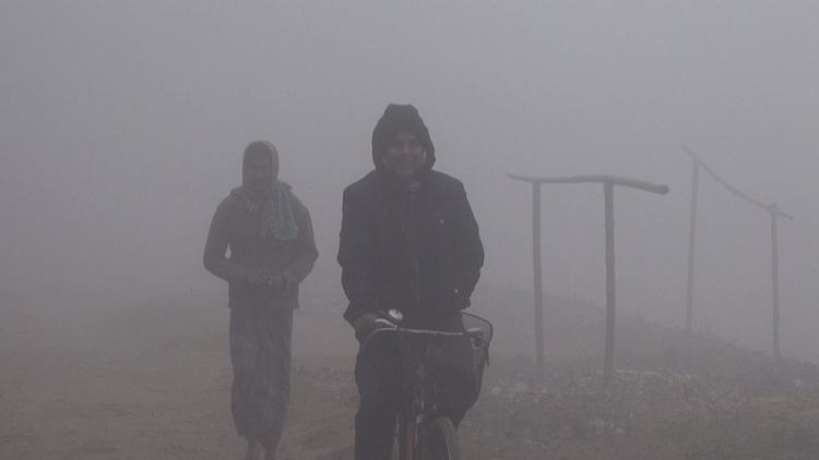 Mild cold wave sweeps over 5 district