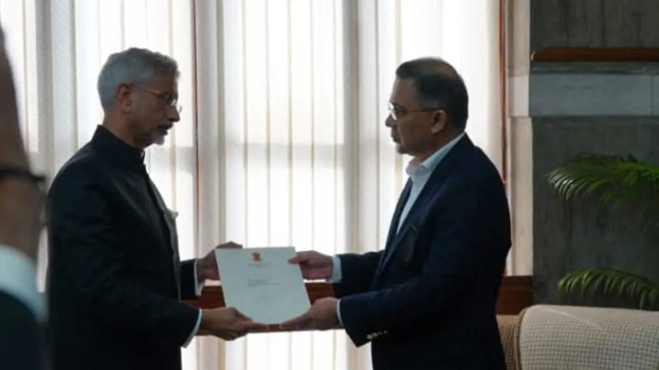 Jaishankar hands over India's condolence message to Tarique Rahman