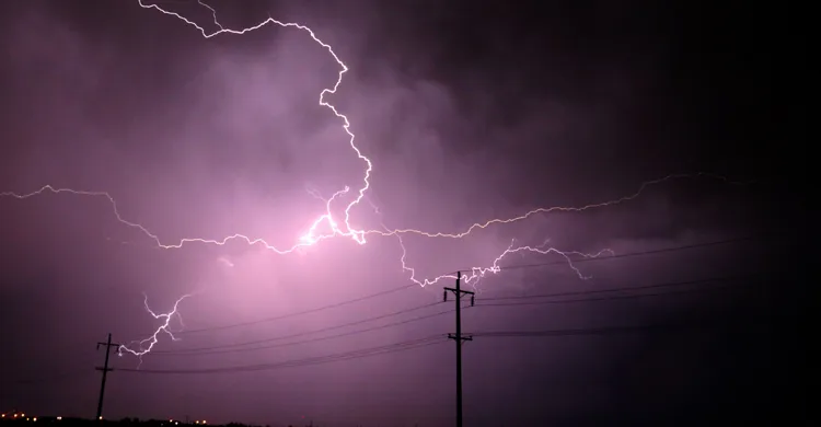 নওগাঁয় বজ্রপাতে ২ কৃষকের মৃত্যু