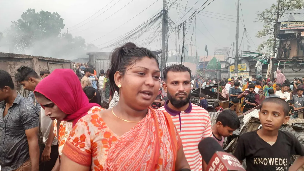 আগুনে সর্বস্ব হারিয়ে লিমাদের আহাজারি