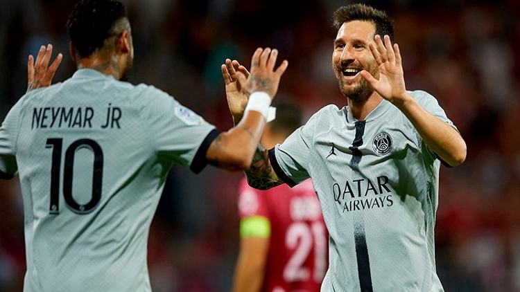 Messi turns on the style in PSG title defence