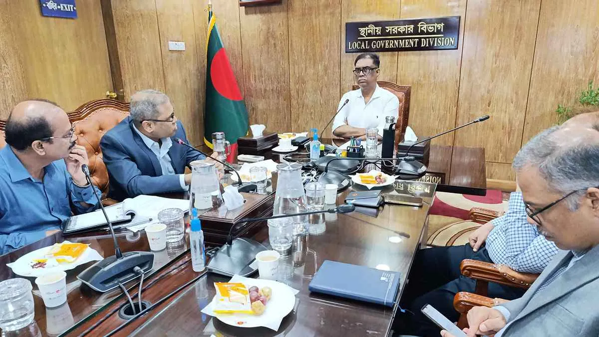 ডেঙ্গু মোকাবিলায় ১০টি টিম গঠন