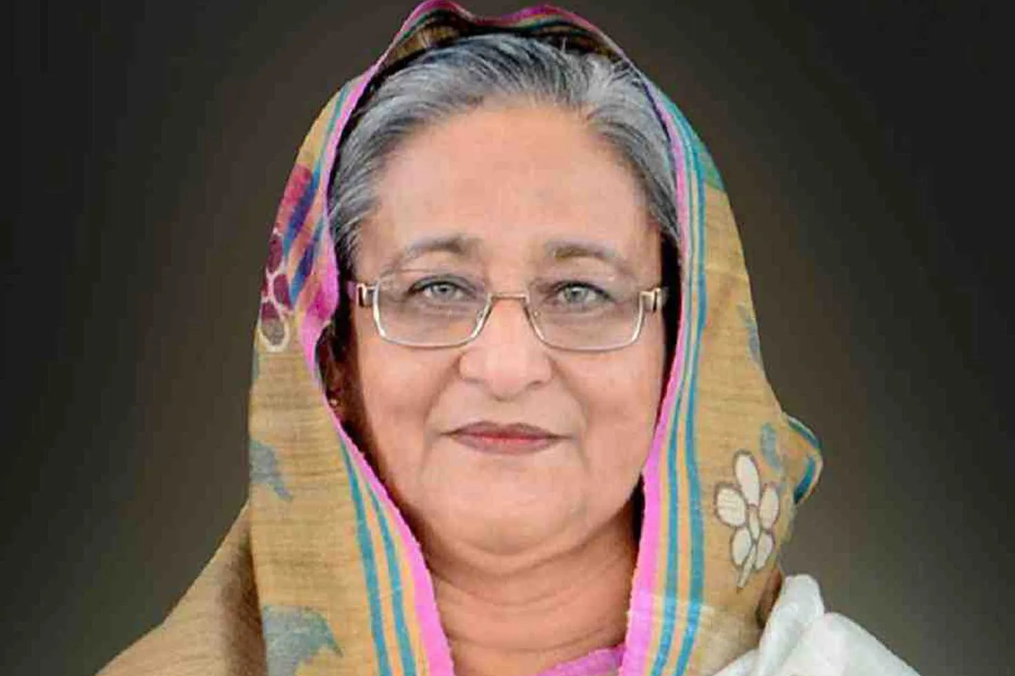 লন্ডন থেকে প্যারিস পৌঁছেছেন প্রধানমন্ত্রী