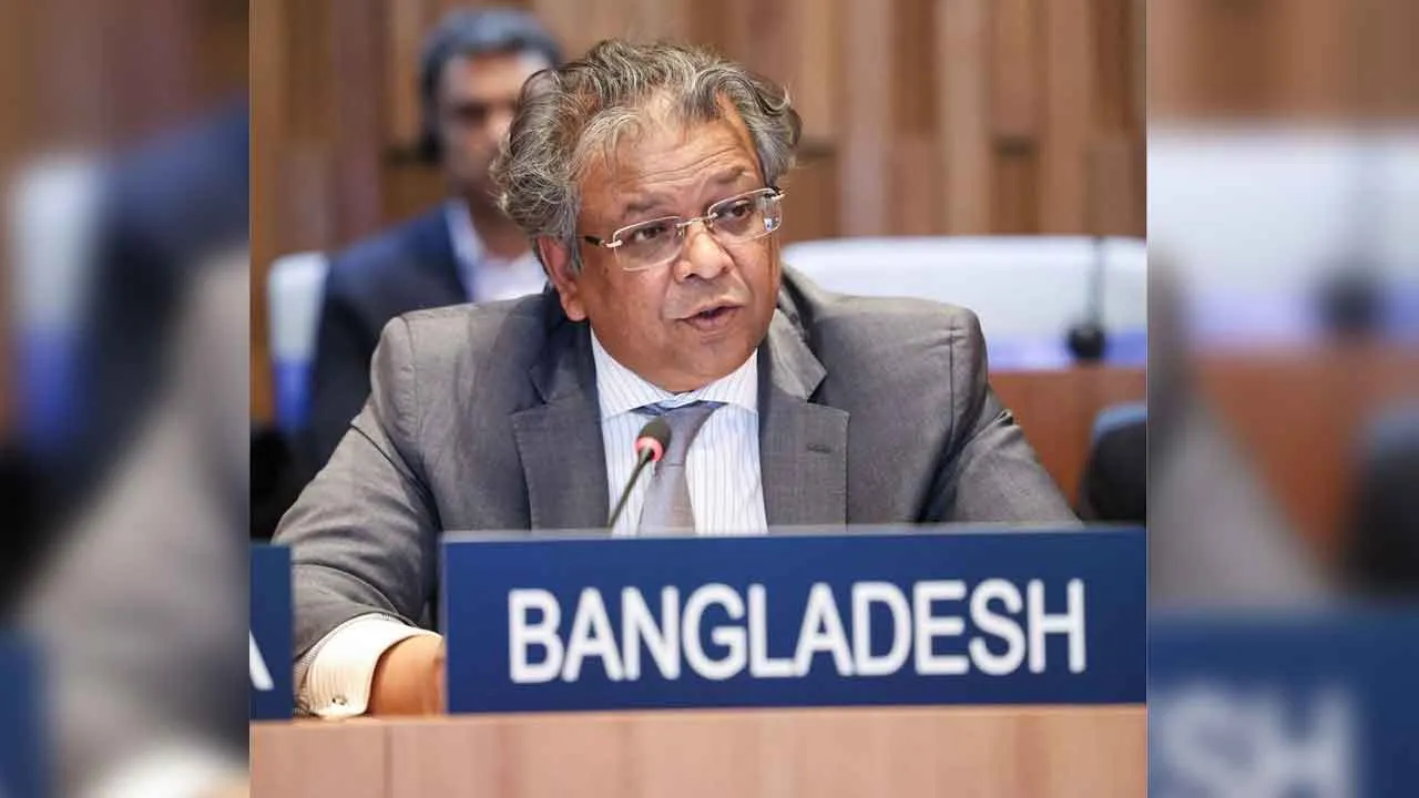 রাষ্ট্রদূত তালহাকে প্রধান উপদেষ্টার অভিনন্দন