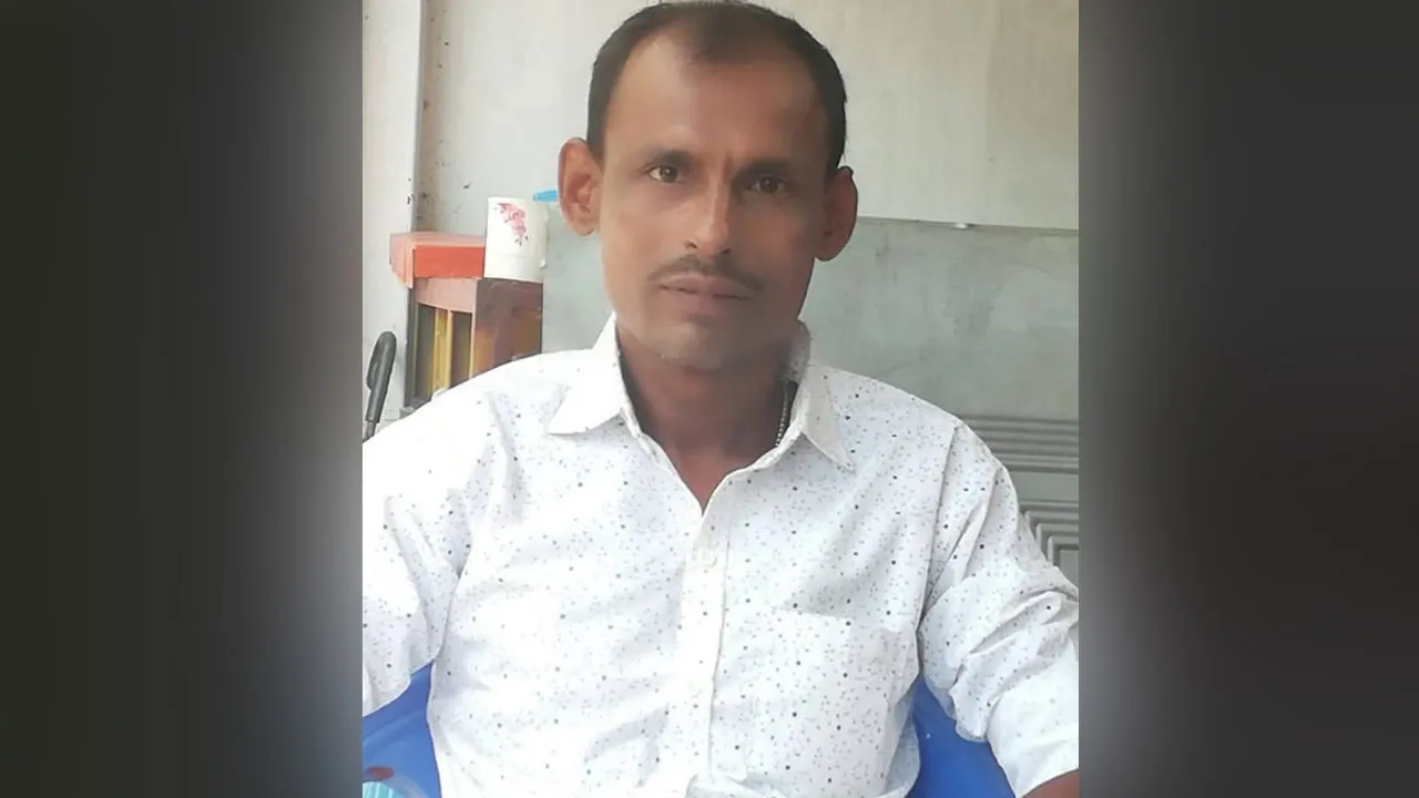 মাদারীপুরে পূর্ব শত্রুতার জেরে একজনকে কুপিয়ে হত্যা