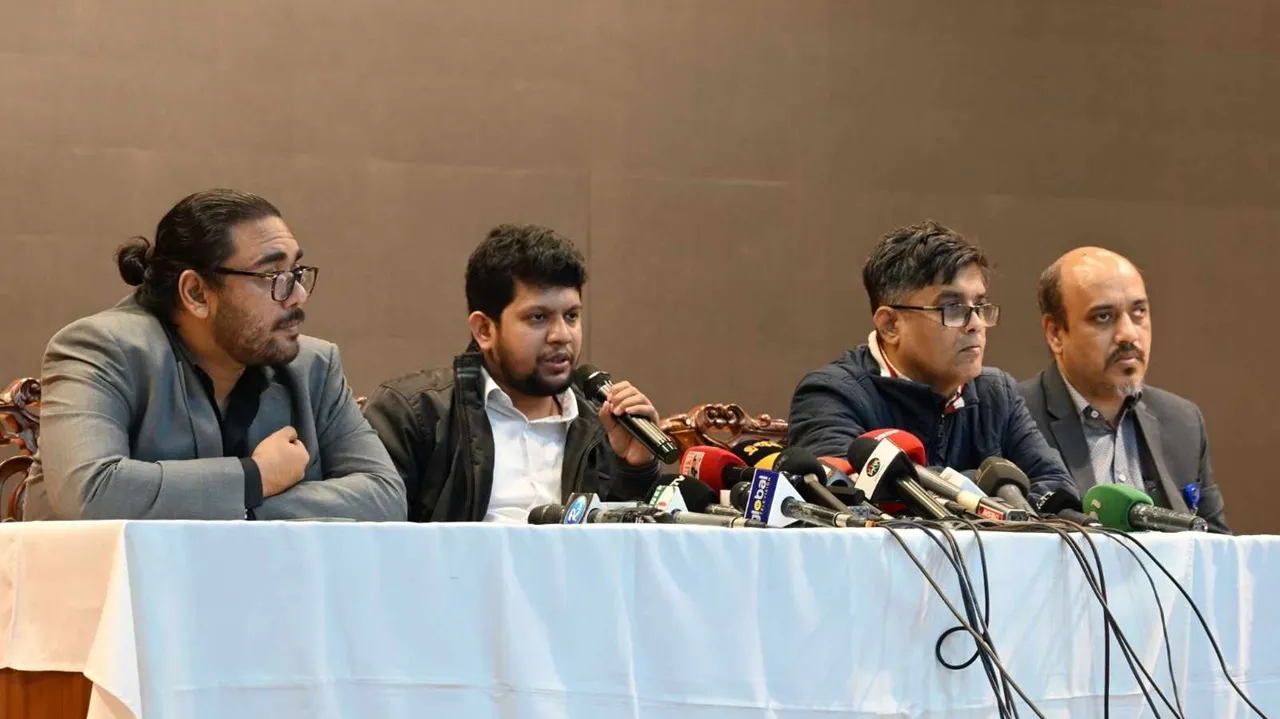 জুলাই ঘোষণাপত্র নিয়ে রাজনৈতিক দলগুলোর সঙ্গে আলোচনা আগামী সপ্তাহে: মাহফুজ আলম
