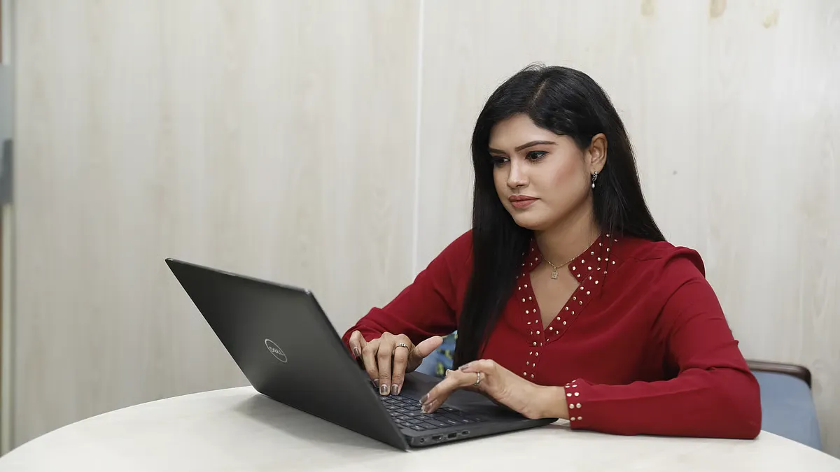 কতদিন পর পর চাকরি বদলানো উচিত? ঘন ঘন ক্যারিয়ার পরিবর্তনের ঝুঁকি জানুন