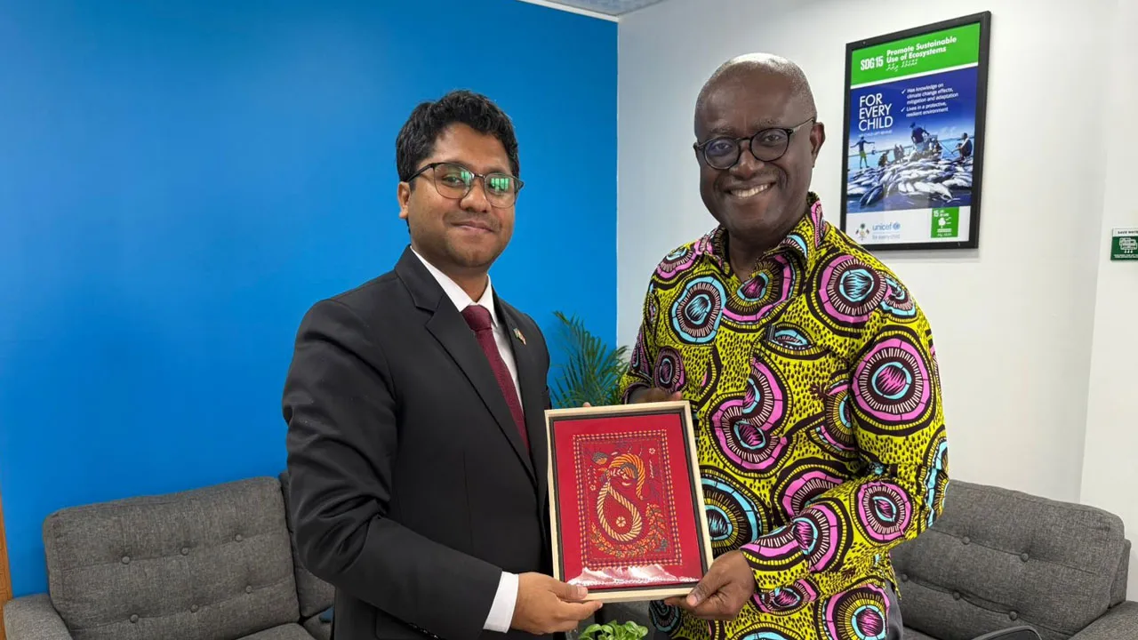 ইউনিসেফ প্রতিনিধির সঙ্গে বাংলাদেশের হাইকমিশনারের সাক্ষাৎ