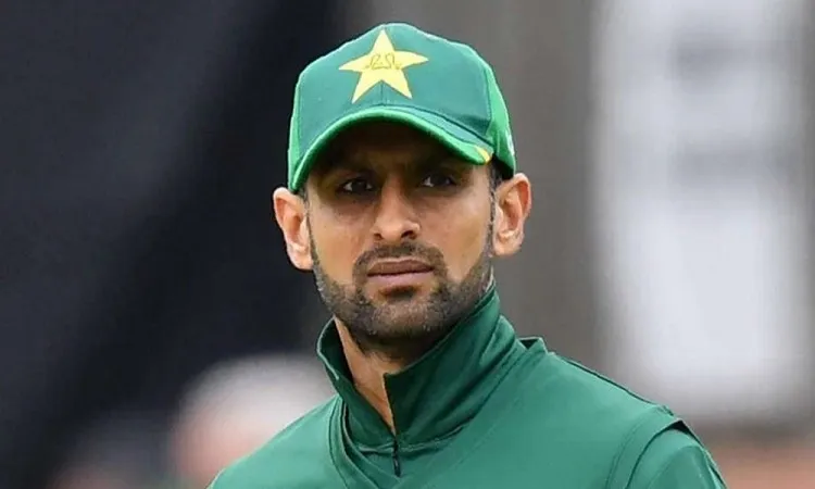 বয়স যতই হোক, দলের বোঝা নই : শোয়েব মালিক