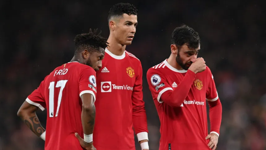 Leeds cauldron awaits Man Utd