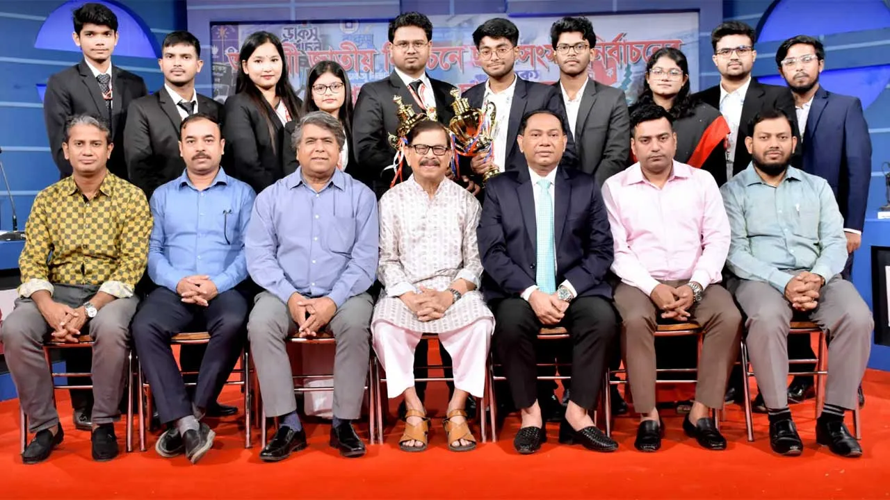 পিআর পদ্ধতিতে নির্বাচন হলে নৌকা লাঙলে উঠে আসার সম্ভাবনা : মান্না