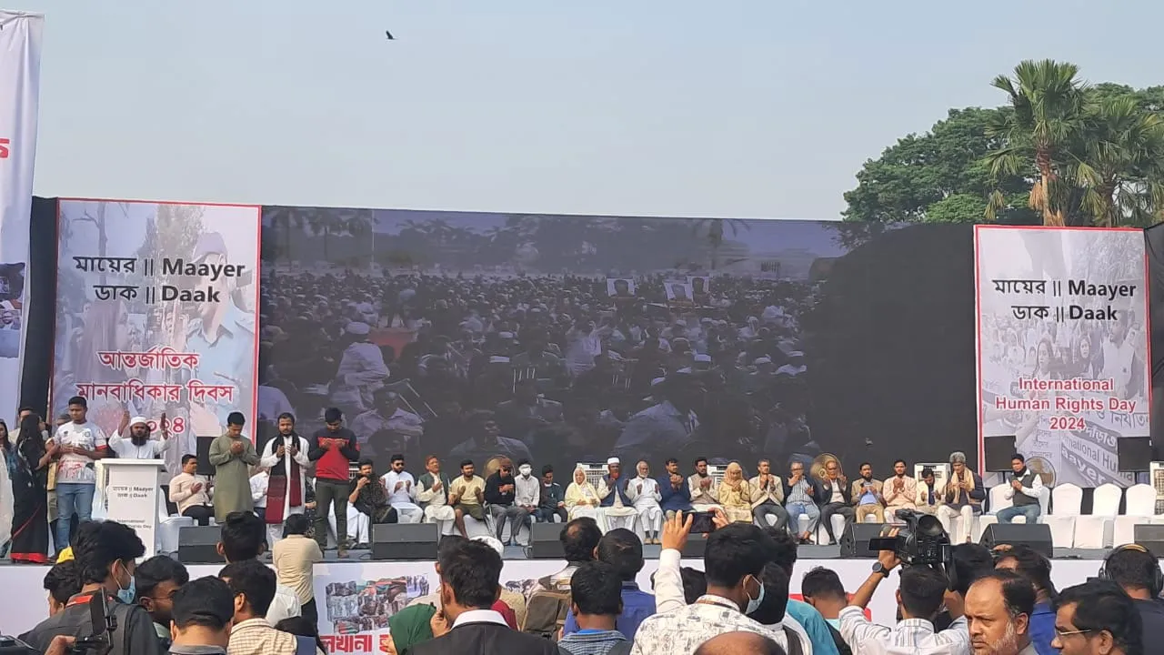 পুলিশের গুলিতে হাত-পা হারানো ব্যক্তিরা জড়ো হয়েছেন সোহরাওয়ার্দীতে