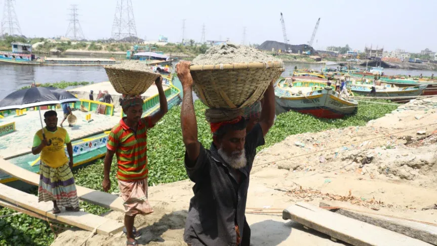 মহান মে দিবস আজ