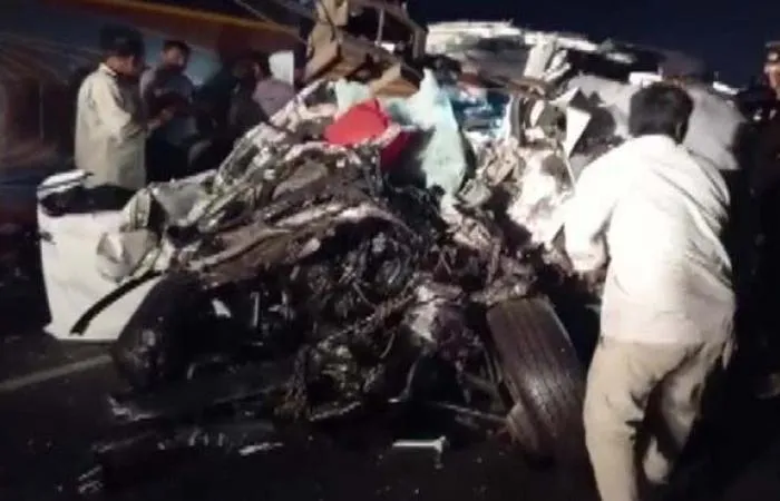 ভারতে সড়ক দুর্ঘটনায় নিহত ৯, আহত ২৮