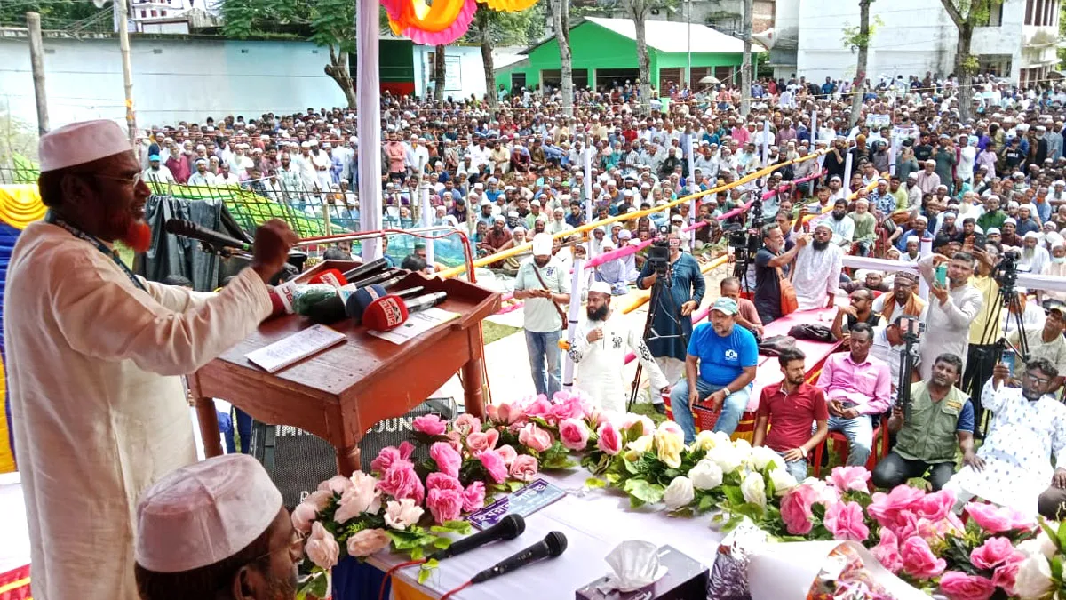 ‘উপদেষ্টাদের কেউ কেউ একটা দলকে ক্ষমতায় নিতে সম্পর্ক করছে’