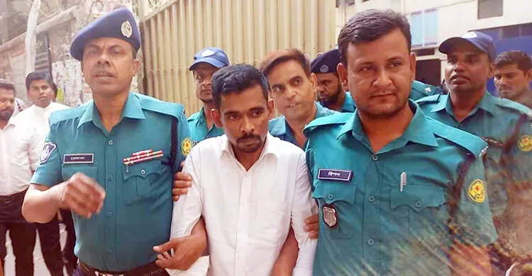 এবার মানবপাচার মামলায় রিমান্ডে মিল্টন সমাদ্দার