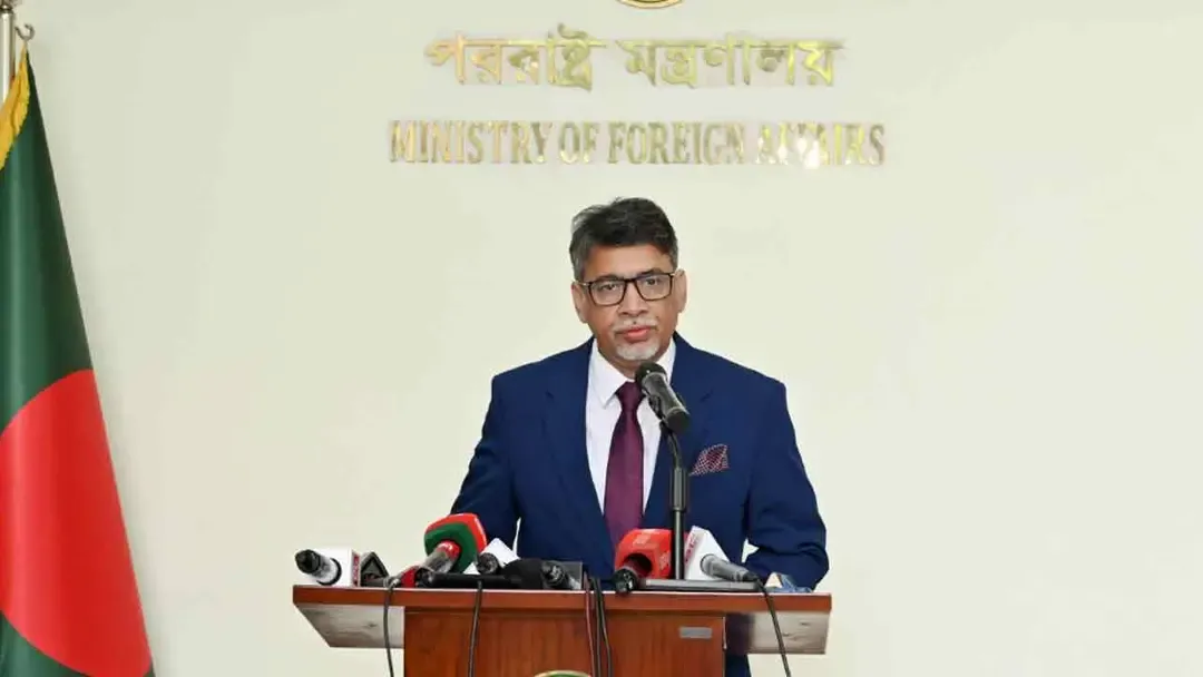 অনুকূল পরিবেশ না হ‌লে ভারত যাবেন না প্রধানমন্ত্রী