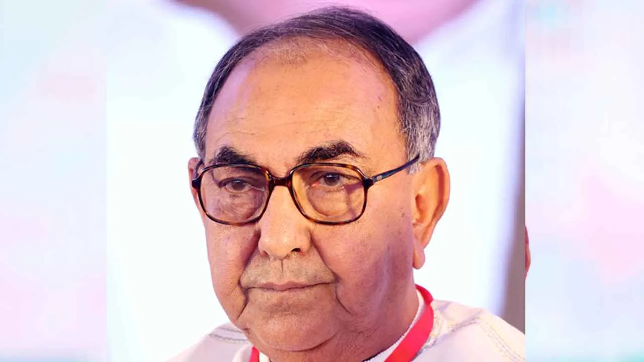 মির্জা আব্বাসকে কেবিনে স্থানান্তর