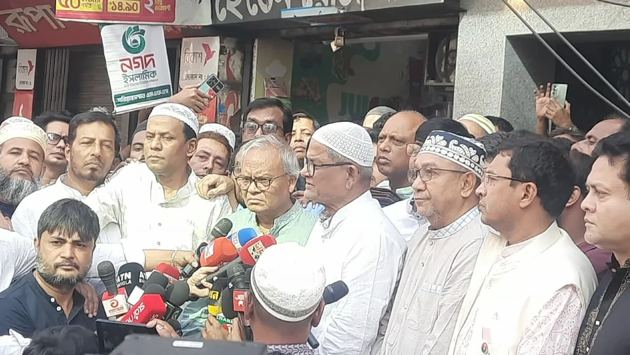 খালেদা জিয়ার অবস্থা অত্যন্ত সংকটময় : মির্জা ফখরুল