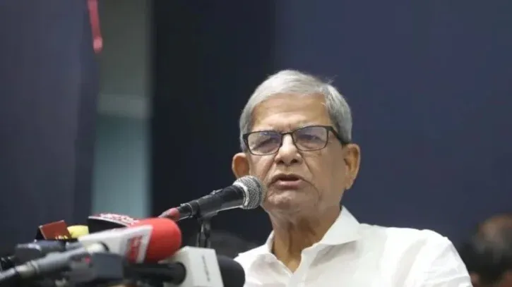 প্রতিবেশী দেশের সাথে সম্পর্ক স্থিতিশীল রাখতে চায় সরকার : মির্জা ফখরুল